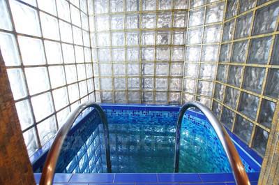 Русская баня на дровах на Соломенке відгуки, лазня/сауна Киев Соломенский район пер. Яблуневый, 5, фото, адреса з картою проїзду.