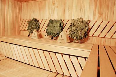 Спортивно-оздоровчий комплекс «Боксер» - лазні на воді відгуки, лазня/сауна Київ Дніпровський район Гідропарк, 800 м. Від Венеціанського мосту. Координати GPS: N50.456771 E30.578017, фото, адреса з картою проїзду.