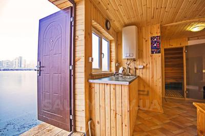 Спортивно-оздоровчий комплекс «Боксер» - лазні на воді відгуки, лазня/сауна Київ Дніпровський район Гідропарк, 800 м. Від Венеціанського мосту. Координати GPS: N50.456771 E30.578017, фото, адреса з картою проїзду.