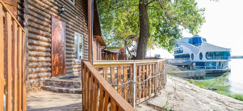 БаніХата відгуки, лазня/сауна Київ Дарницький район м.Славутич. 39-я Садова 1Д. Від метро Славутич 2 хвилини на машині або 10 хвилин пішки, фото, адреса з картою проїзду.