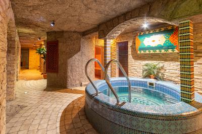 ХОЯ - место для больших и шумных компаний відгуки, лазня/сауна Киев Печерский район ул. Генерала Алмазова, 2 (Кутузова), фото, адреса з картою проїзду.