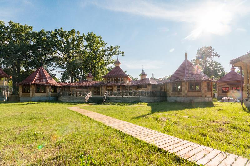 Заміський комплекс під Києвом «FORT PIRNOV PARK» (25 хв. від Києва) відгуки, лазня/сауна Київ Оболонський район Київська область, Вишгородський район, с. Пірнове, вул. Дубовий Гай 1 (25 хв. від Києва), фото, адреса з картою проїзду.