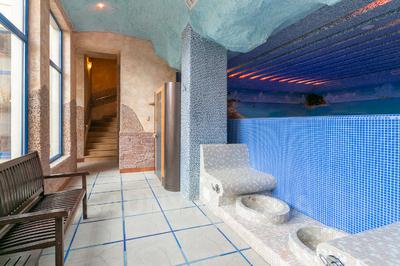 «Banya Club» банный комплекс с рестораном відгуки, лазня/сауна Киев Святошинский район ул. Максима Железняка, 3, фото, адреса з картою проїзду.