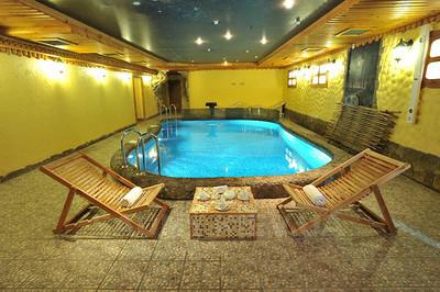 Бани, Spa-центр «Мисливський двір» відгуки, лазня/сауна Киев Дарницкий район г.Киев, ул.Славгородская, 49 Парк Партизанской Славы, фото, адреса з картою проїзду.