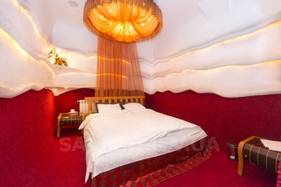 Банно-розважальний комплекс з професійним караоке Travel Club №1 в Києві відгуки, лазня/сауна Київ Дніпровський район просп. Возз'єднання, 15, фото, адреса з картою проїзду.