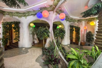 Банно-розважальний комплекс з професійним караоке Travel Club №1 в Києві відгуки, лазня/сауна Київ Дніпровський район просп. Возз'єднання, 15, фото, адреса з картою проїзду.