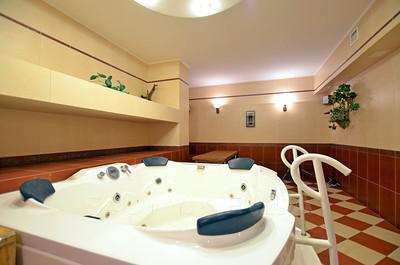 Оздоровительный центр «Жаннет» відгуки, лазня/сауна Киев Святошинский район ул. Котельникова, 31, фото, адреса з картою проїзду.